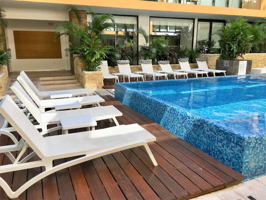 Your Exclusive Studio In The City - Top Amenities & Services For Free!! Playa del Carmen Kültér fotó